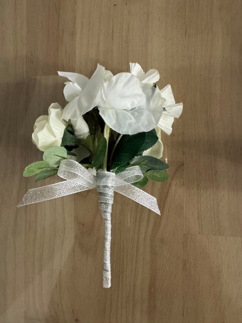 ウェディングブーケ キャスケード（ブートニア付）