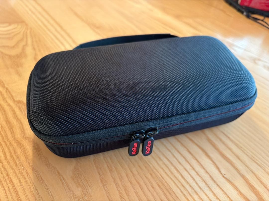 Nintendo Switch 本体 ジョイコン4個、キャリーバッグ付き