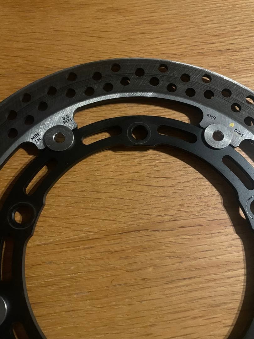 カワサキ　zx4rr 2025年　フロントブレーキディスク