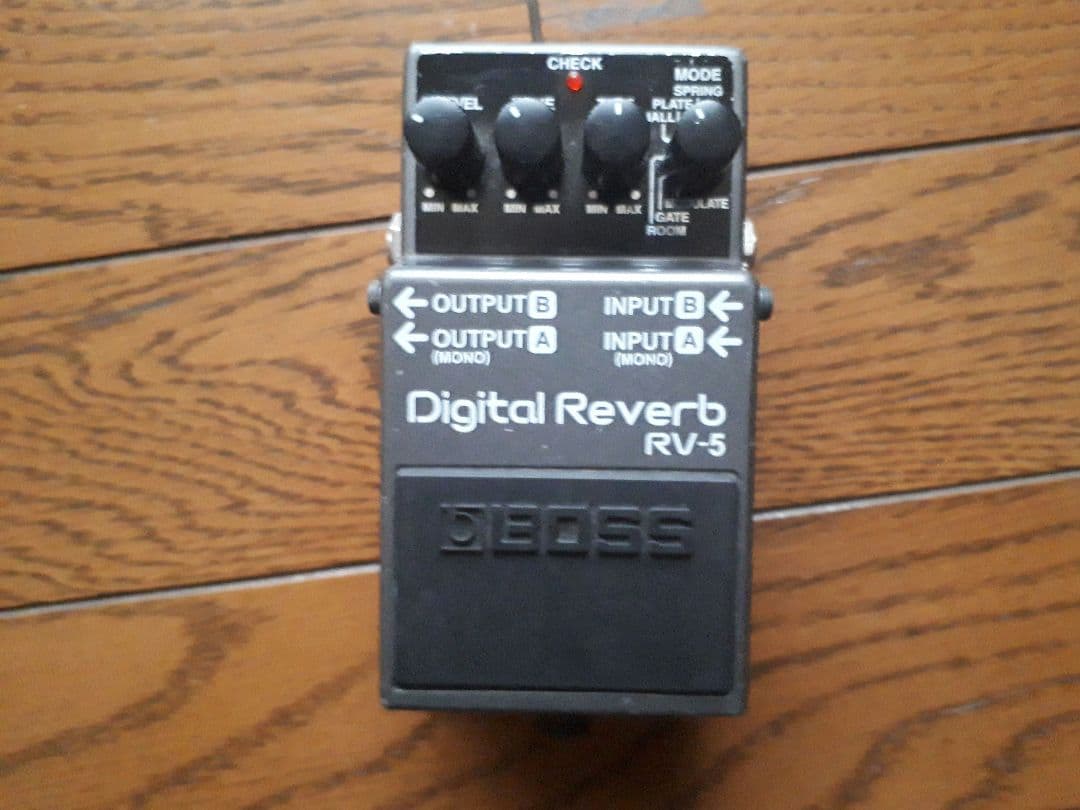 ギター BOSS Digital reverb RV-5