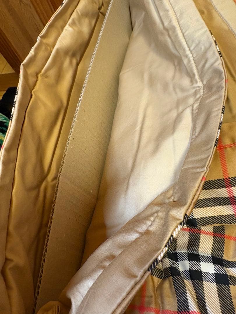 未使用【BURBERRY】シルク掛布団　手挽き真綿　東京西川製　がわ綿　希少