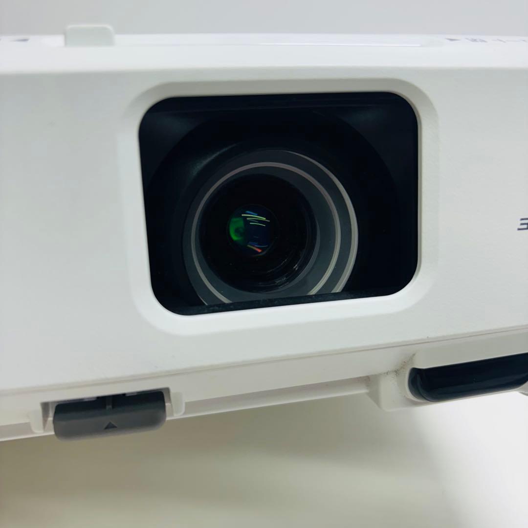 【美品】EPSON EB-X05 プロジェクター