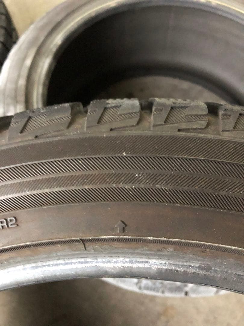YOKOHAMA 18インチ 245/40R18スタッドレスタイヤ4本セット