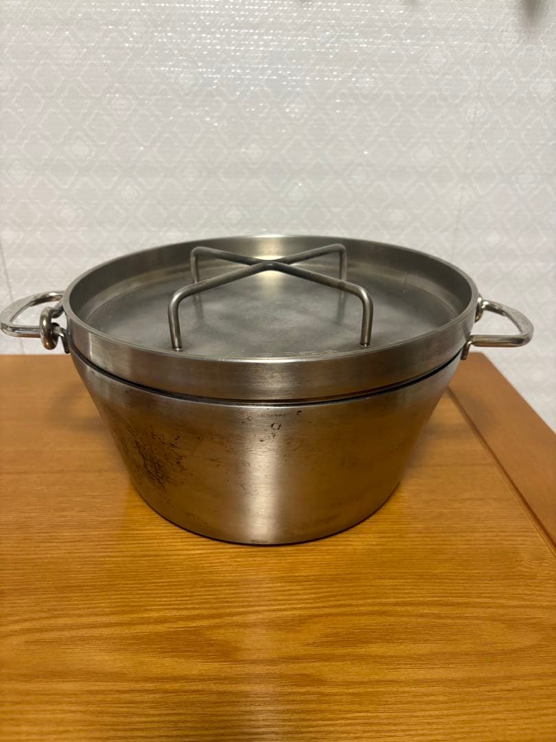 SOTOのステンレスダッチオーブン10インチ