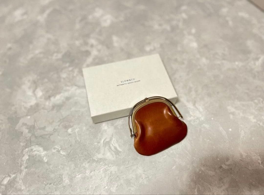 SLOW スロウ シェルコードバン ケース