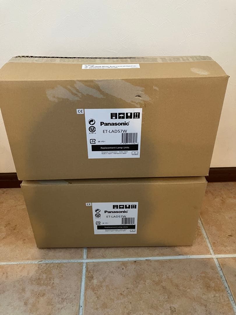 Panasonic PT-D5700 DW5100用純正ランプET-LAD57W