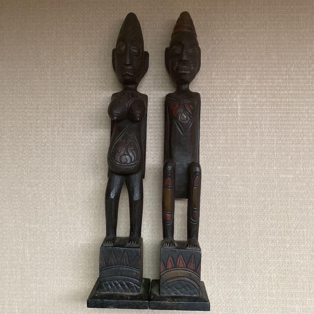 アジアン雑貨置物　木彫りプリミティブ人形男女ペア