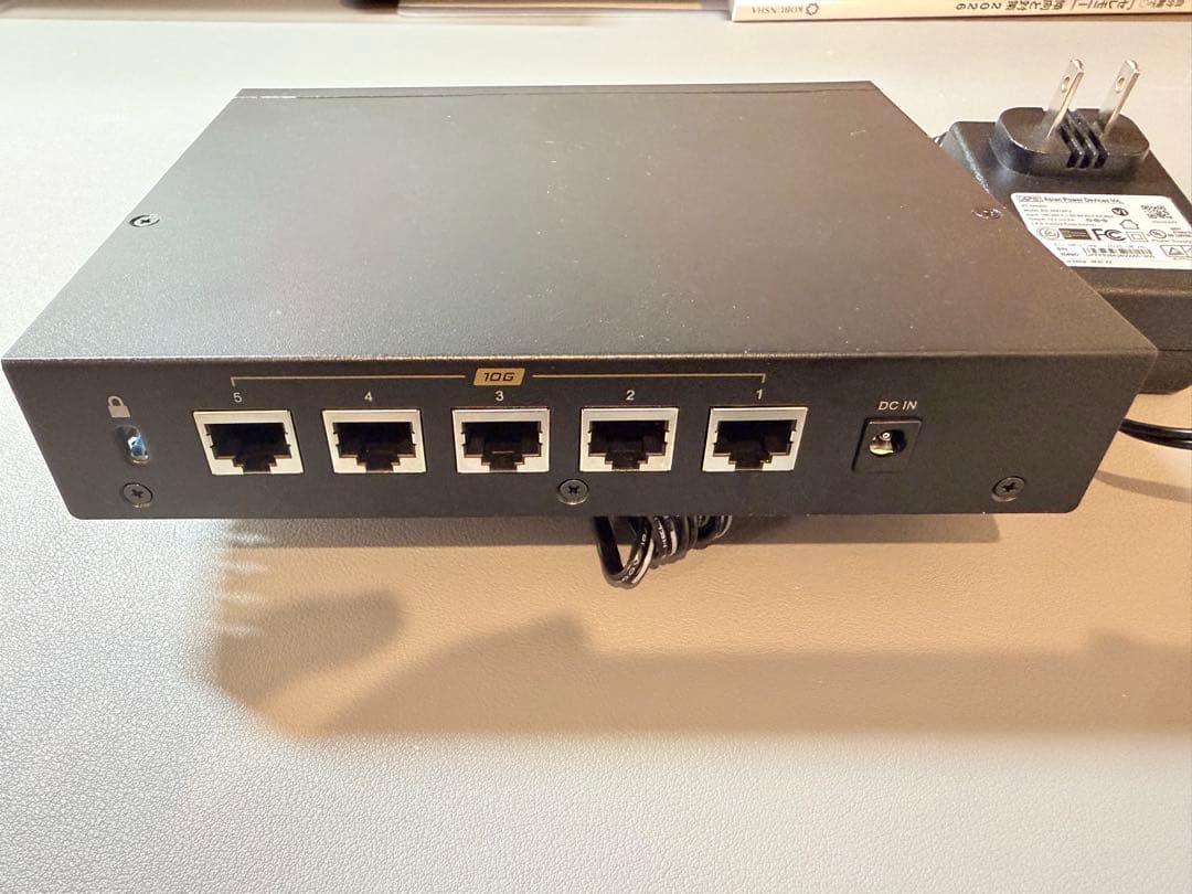 BUFFALO LSW-10G5 5ポートスイッチングハブ