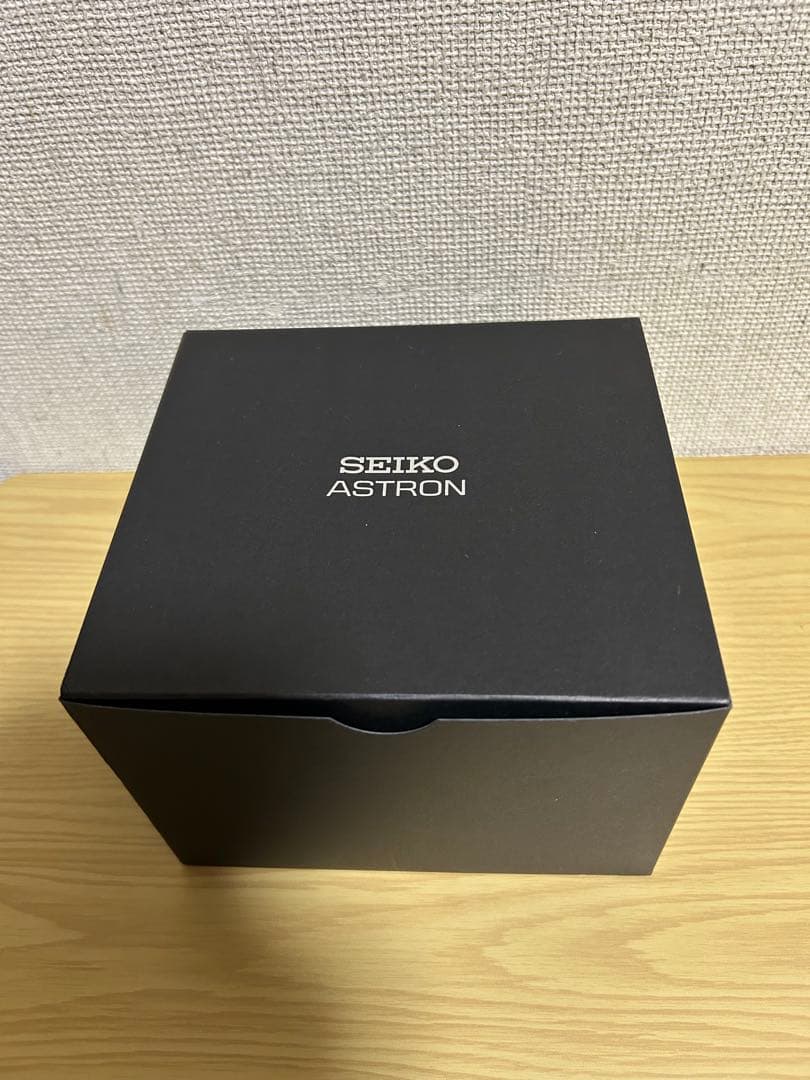 セイコー　アストロン　ジウジアーロ限定モデル SBXB037 腕時計