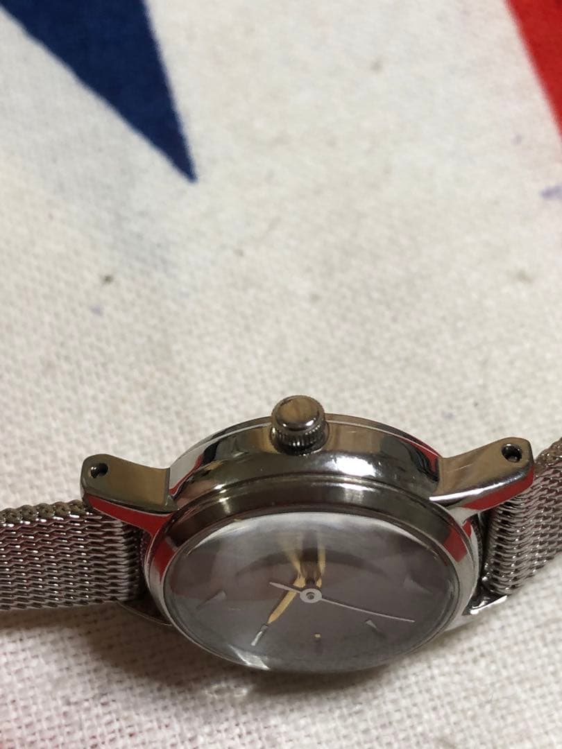 MARGARETHOWELL 美品！ソーラー時計　2次電池交換済