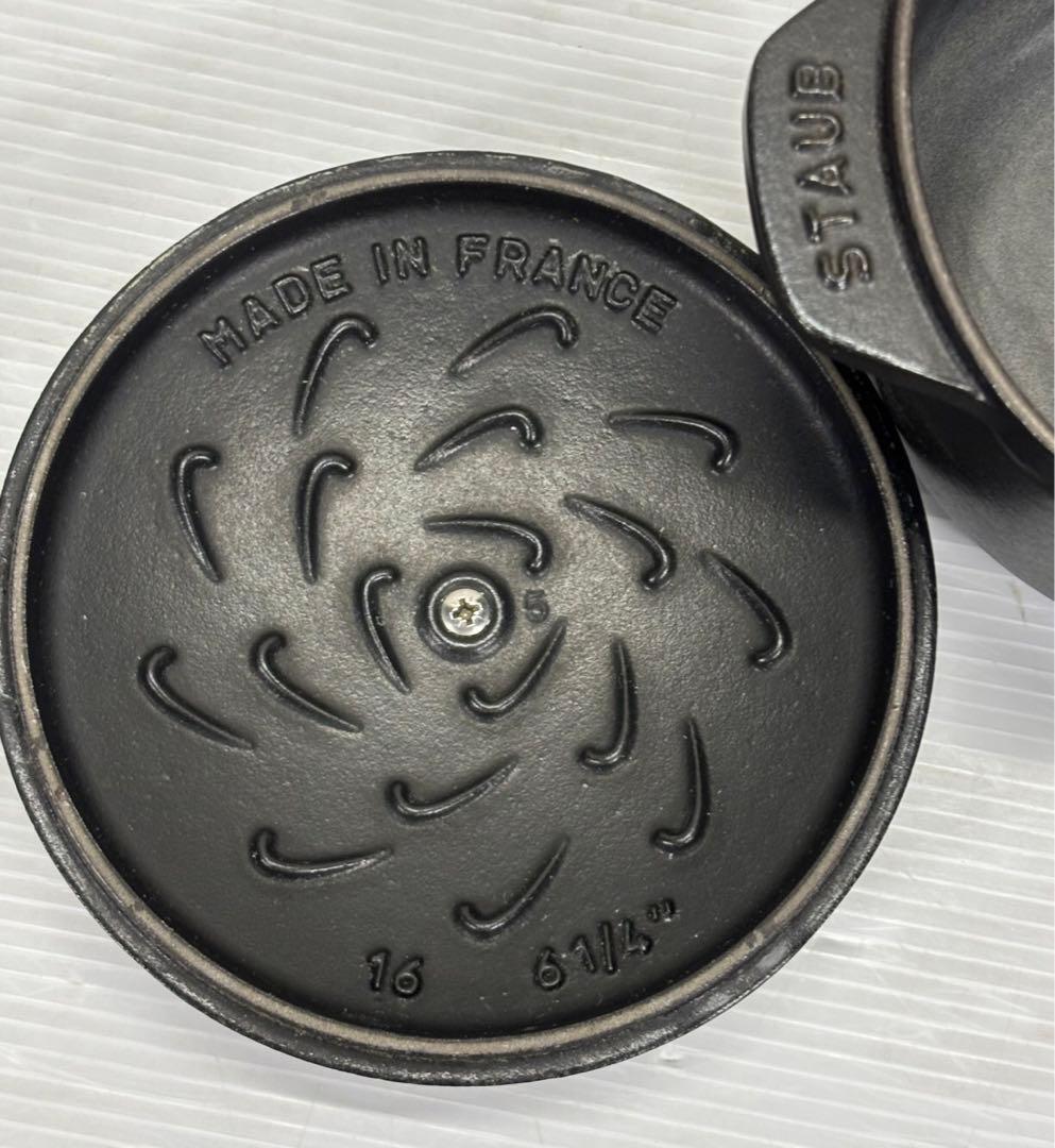 ⭐︎staub ストウブ ラ ココット de GOHAN ブラック M 16cm