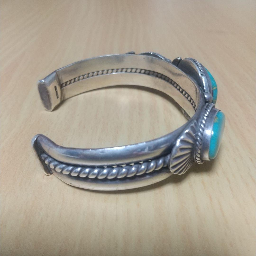 ナバホ族インディアンジュエリー ターコイズシルバーバングル フランシスフレッド作