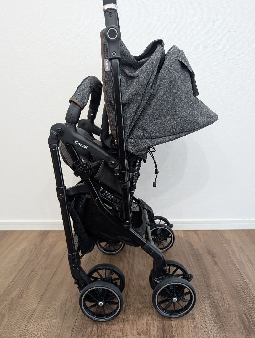 【美品・限定品】Combi スゴカルα‬4キャス　エッグショック HT