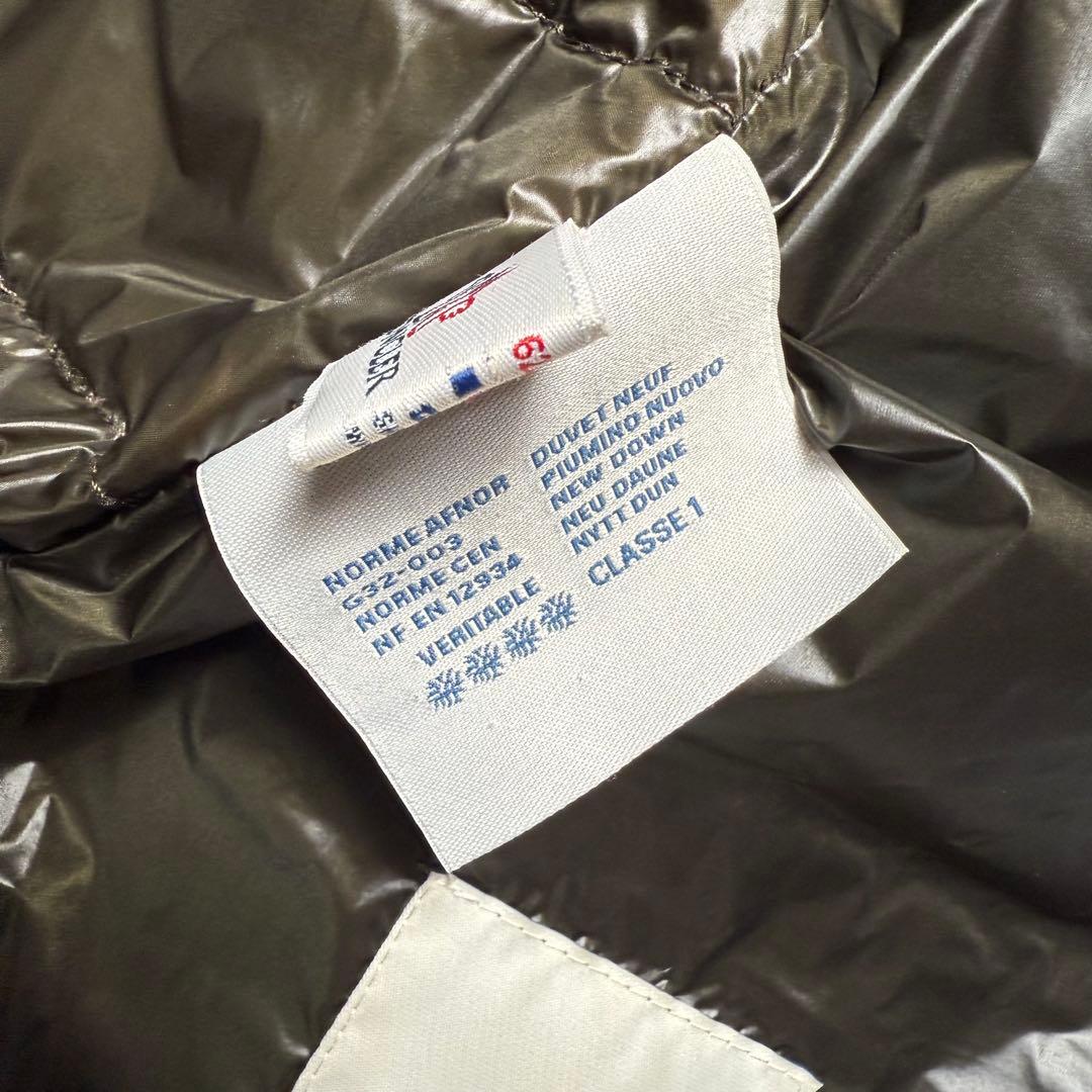 MONCLER GUI ダウンベスト ナイロン ライトダウン