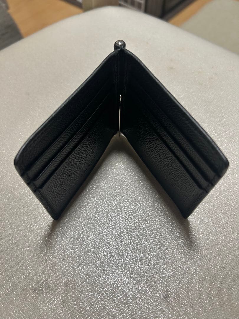 PRADA 黒レザー マネークリップ