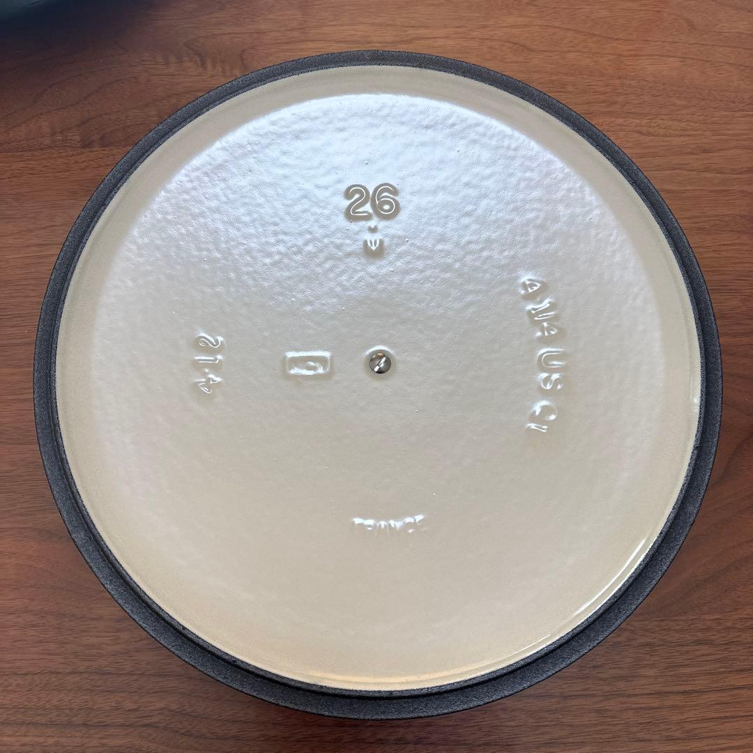 ル・クルーゼ　マルミット　26cm ホーリーレリーフ