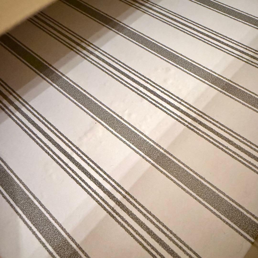 ② IKEA HEMNES イケア ヘムネス サイドテーブル イエロー