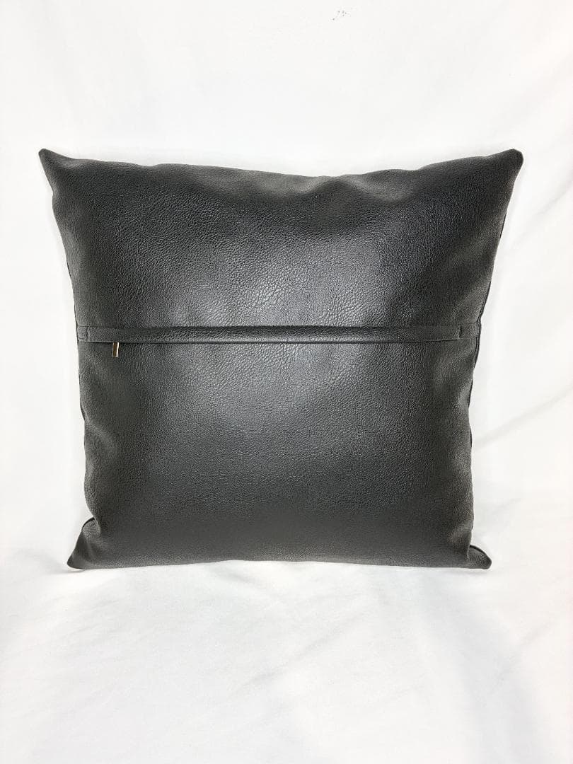 ▼KARE▲　レザークッション　スカル　スタッズ　カレ　デザイナーズ　レア