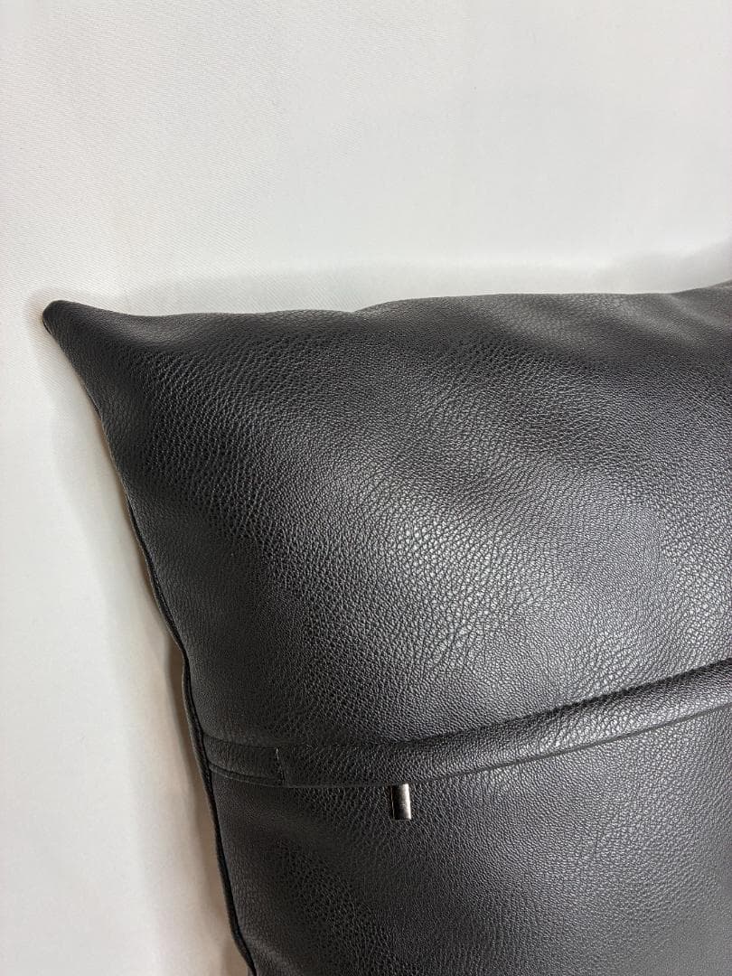 ▼KARE▲　レザークッション　スカル　スタッズ　カレ　デザイナーズ　レア