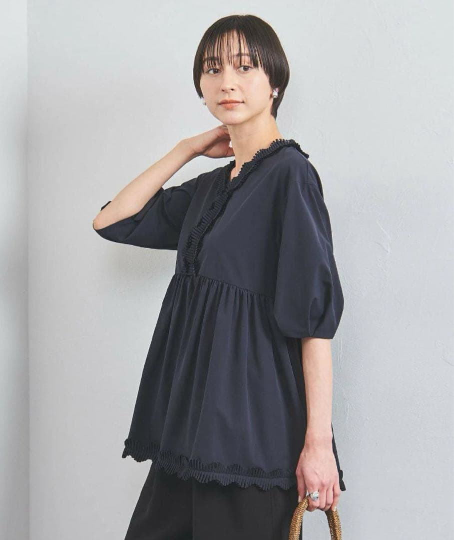 UNITED ARROWS タック フリルVネック ハーフスリーブ ブラウス