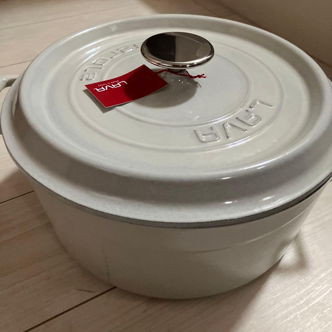 ラウンドキャセロールマジョリカホワイト28