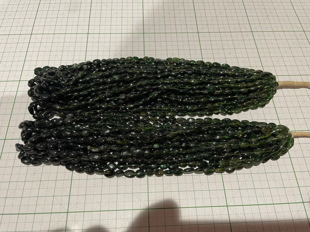 宝石質グリーントルマリン 大粒オーバル 21連セット(約39cm) 【高品質】