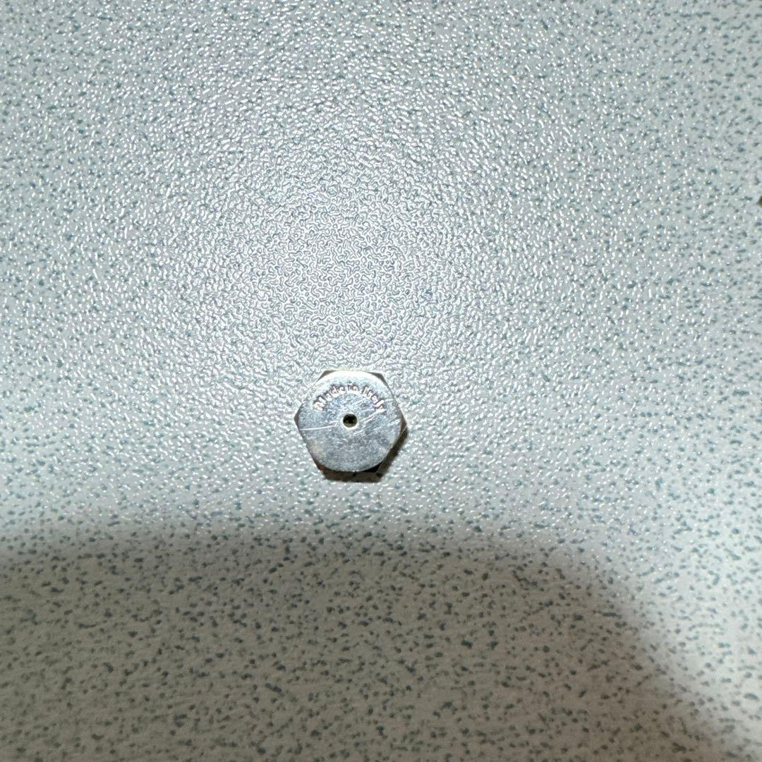 Off White ピアス(片耳用)