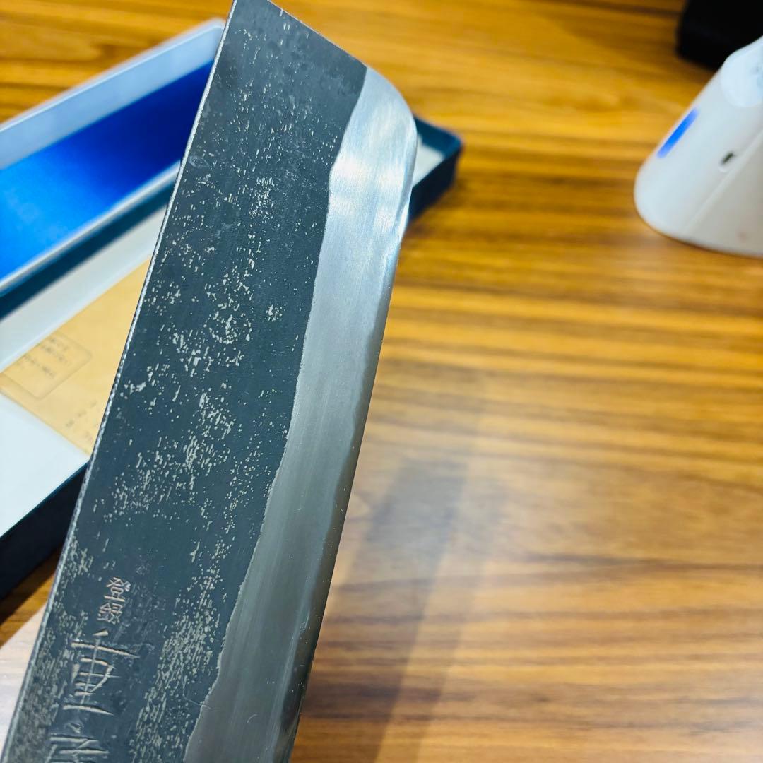 重房　包丁　三条鍛冶　飯塚解房　(銘/重房) 165mm 菜切包丁　黒打ち仕様