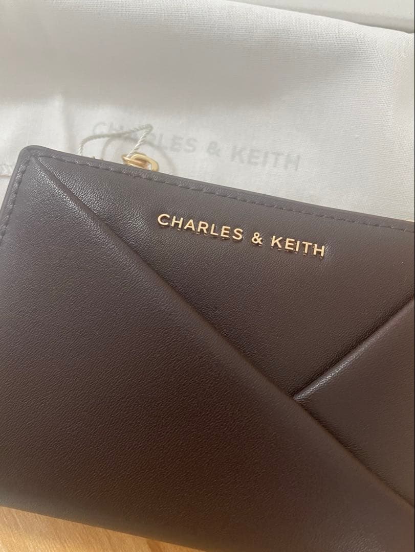 新品　Midori ミドリ ジオメトリックトップジップウォレット ブラウン