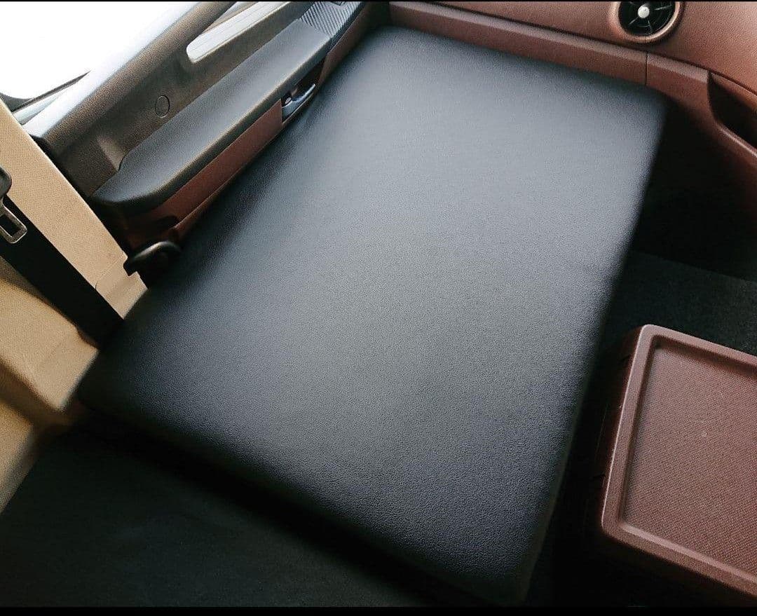 【新品】17プロフィア★フラット助手席 ブラックレザー★支柱キット付属【在庫有】