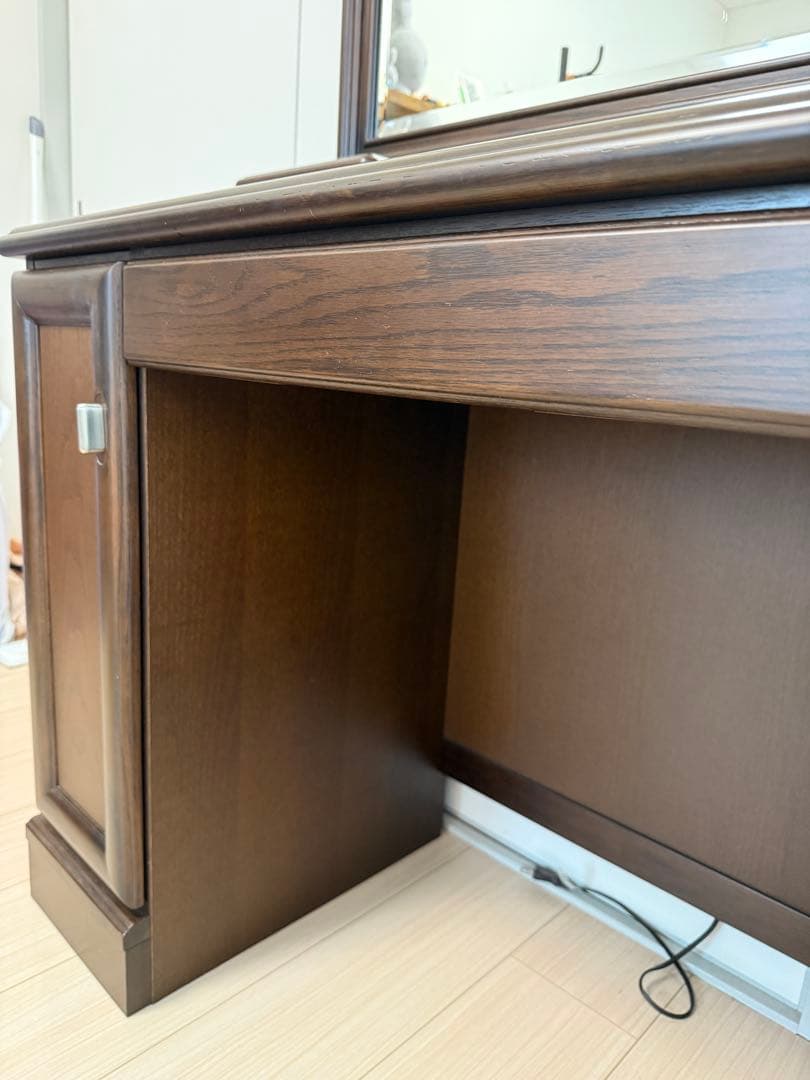 週末限定値下げ！大川家具 ドレッサー 鏡台 引き出し付き ウォルナット