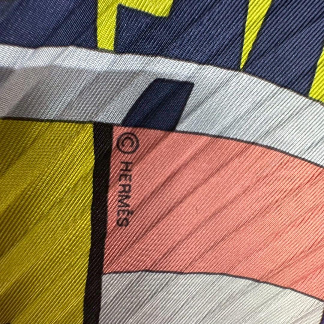 HERMES Mots de Soie シルクの詩 シルク スカーフ 75×75