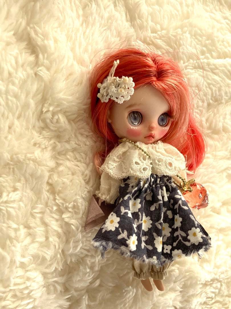 プチブライス アウトフィットNo.1 赤イチゴ