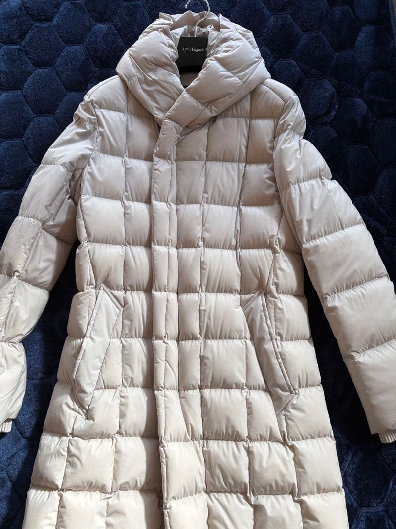 1PIU1UGUALE3 ロングダウンジャケット ライトベージュ