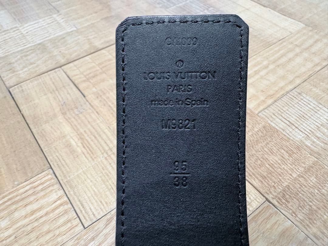 ルイヴィトン　リバーシブルベルト　モノグラム　無地ブラック