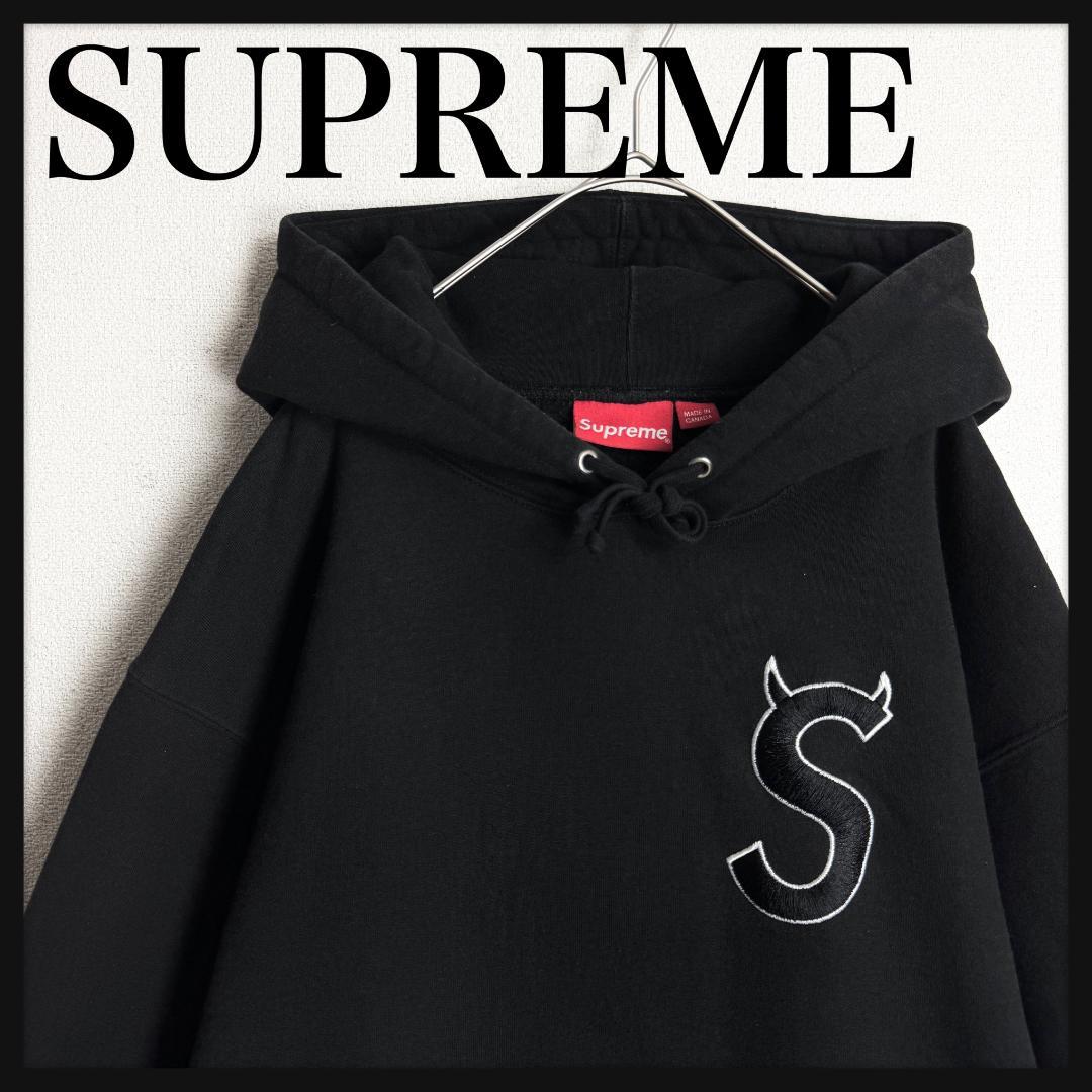 【正規品☆最高デザイン☆肉厚☆即完売モデル】シュプリーム ツノSロゴ刺繍パーカー