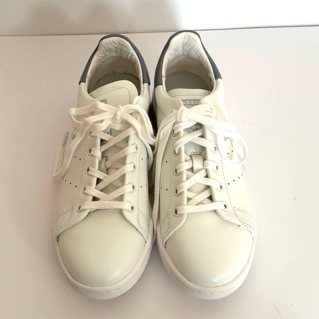新品⭐️adidas スタンスミス　スニーカー　オフホワイト　23cm