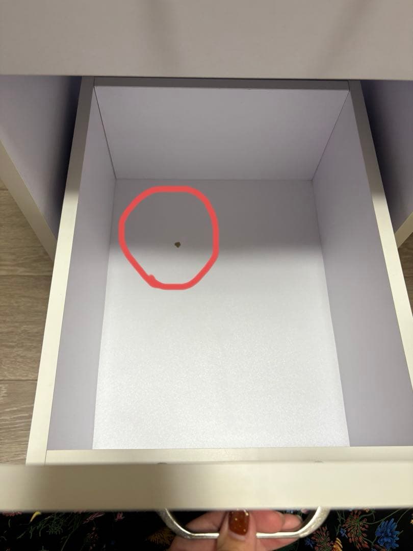 【もかちゃんのママ専用】ネイルテーブル　ホワイト キャスター付きデスク