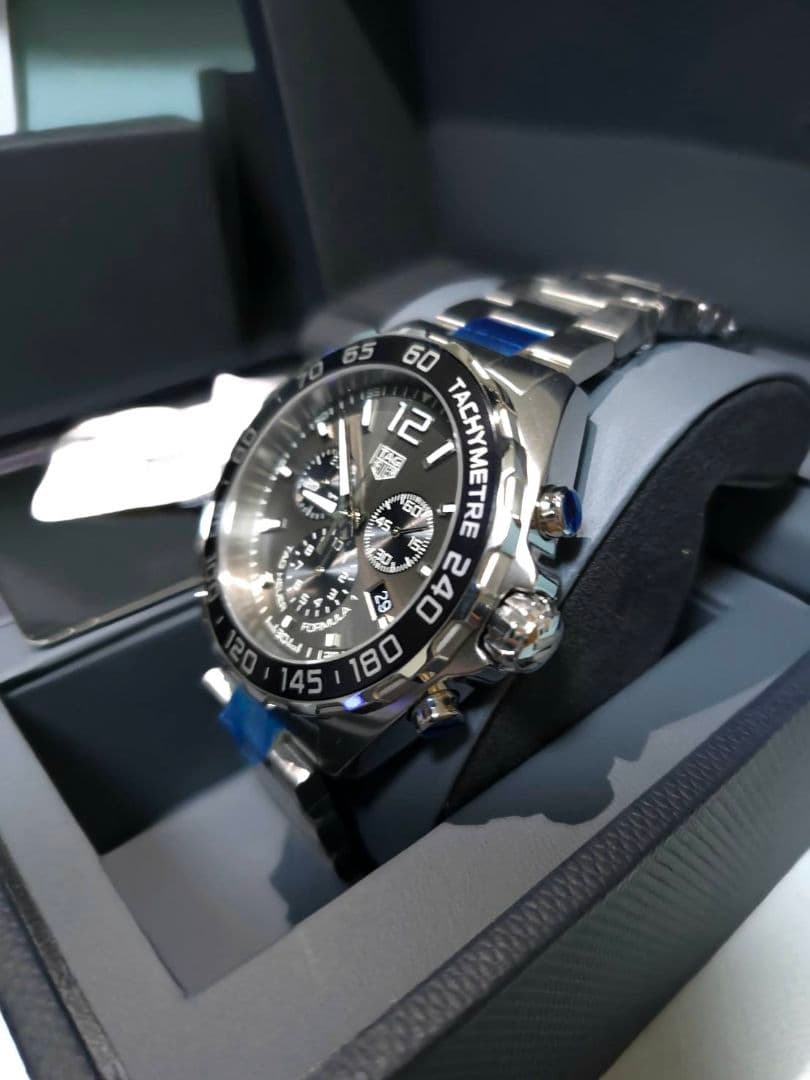 【限定価格！新品】タグホイヤー CAZ1011.BA0842 腕時計　人気モデル