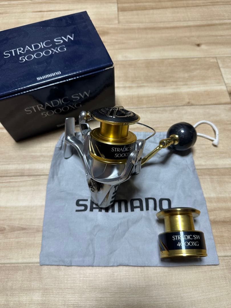 ピ*雪様 【訳あり】18ストラディックSW5000XG 4000番替えスプール付