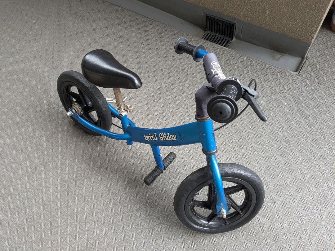 幼児用キックバイク　青色