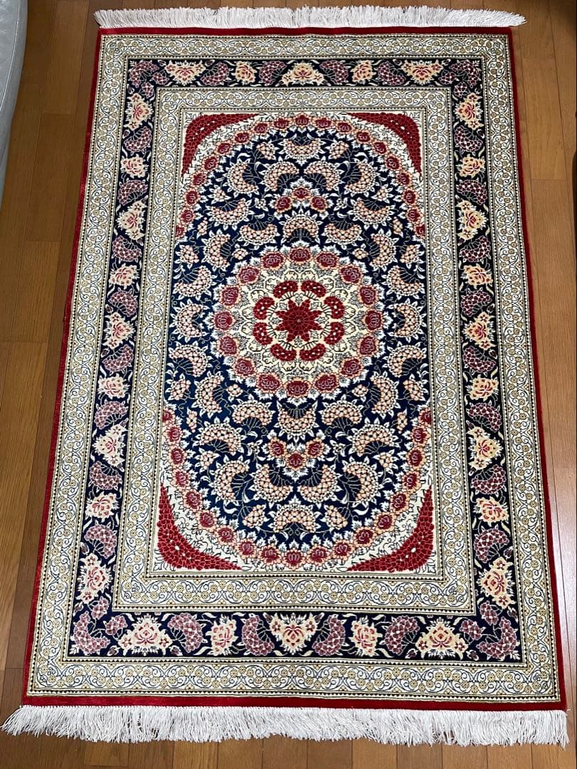 ペルシャ絨毯 シルク クム産 142x95