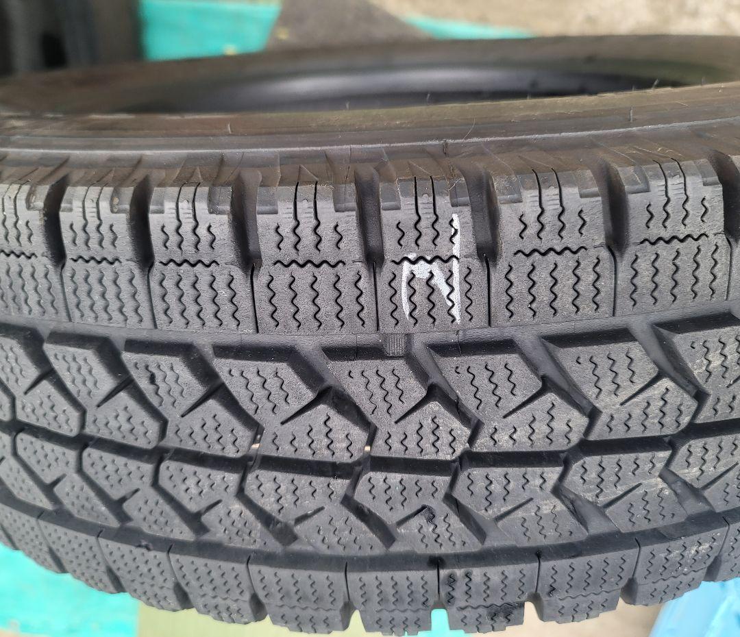 205/70R17.5 115/113L BLIZZAK W979バリ山