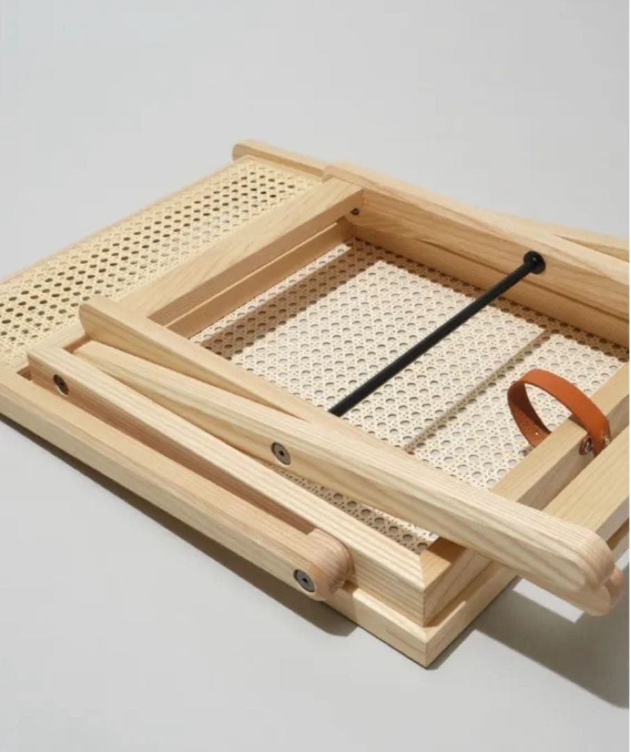 MOUNTAIN RESEARCH × TIMBER CREW ラタンチェア