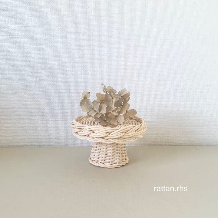 小さなラタンのコンポート