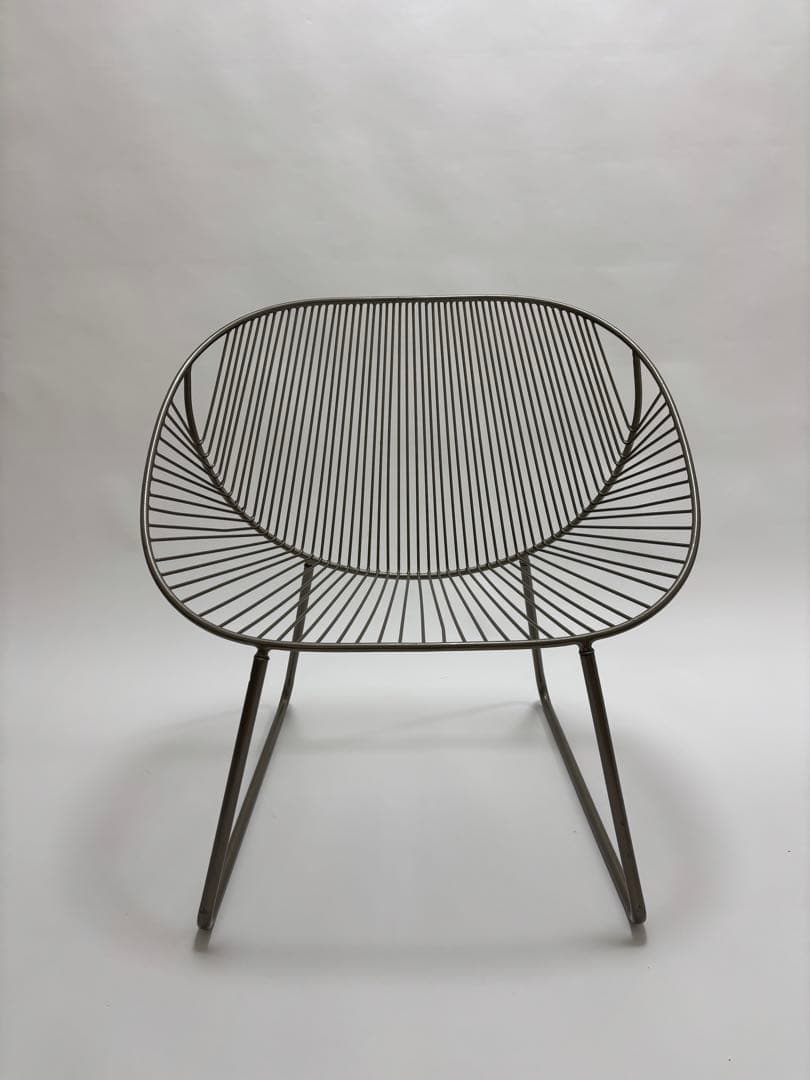 2/7まで　送料無料レトロ調アイアンワイドチェア（シルバー系）アンティーク調