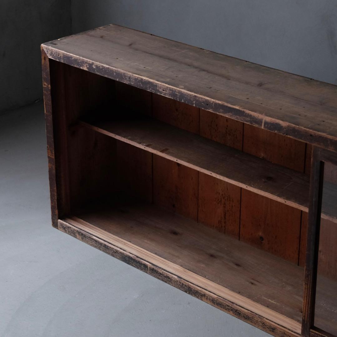 杉材 ガラス戸棚　収納棚 水屋箪笥 置床 テレビ台 古家具 古道具 アンティーク