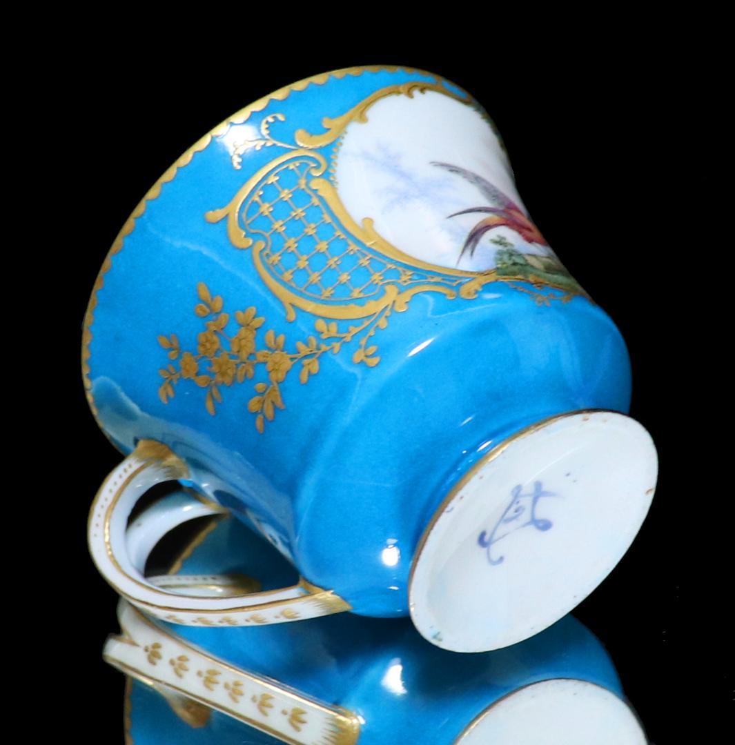 オールド・セーブル 美術館級 1764年 青地色絵金彩鳥図 カップ&ソーサー