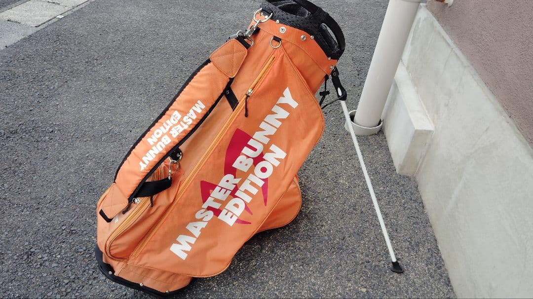MASTER BUNNY EDITION 　軽量スタンドキャディバッグ　格安！