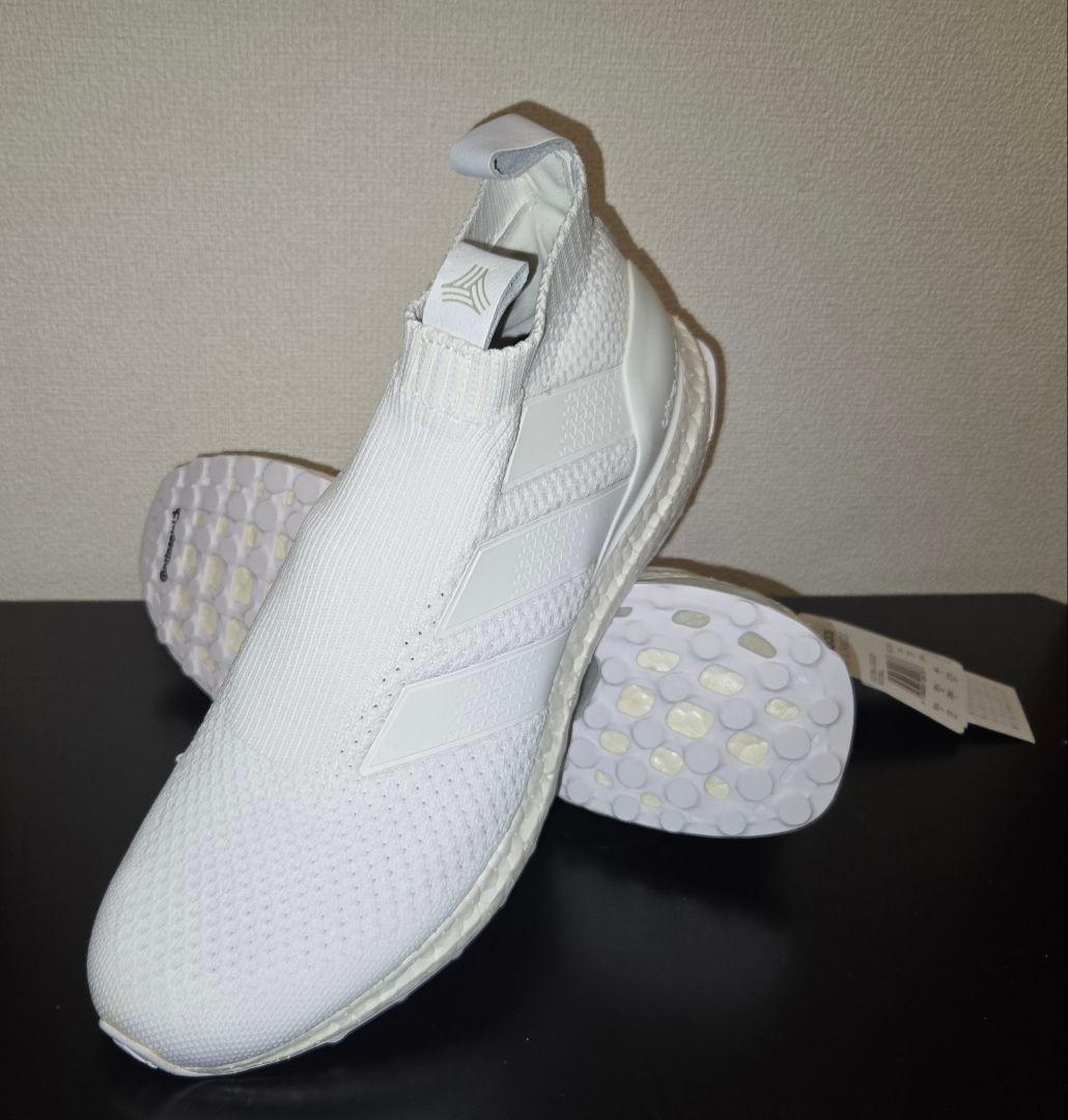 ace 16 pure control Ultra Boost ホワイト